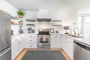 7600 Palmetto Dr, Isle Of Palms, SC 29451 - Photo 4