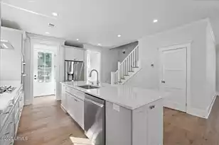 2206 National St, Beaufort, SC 29902 - Photo 8