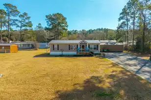 627 Lakeside Dr, Moncks Corner, SC 29461 - Photo 2