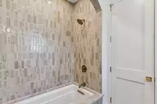 740 Atlantic St, Mount Pleasant, SC 29464 - Photo 50