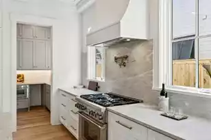 740 Atlantic St, Mount Pleasant, SC 29464 - Photo 18