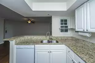 1872 Montclair Dr, Mount Pleasant, SC 29464 - Photo 14