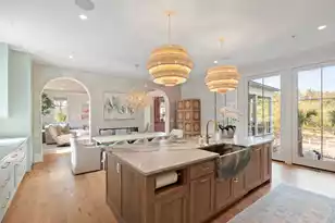 492 Creek Landing St, Charleston, SC 29492 - Photo 16