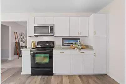 608 3rd North Street E, Summerville, SC 29485 - Photo 8