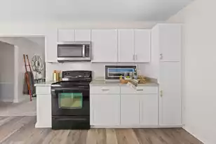 608 3rd North Street E, Summerville, SC 29485 - Photo 8