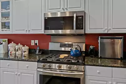 600 Pointe Of Oaks Road, Summerville, SC 29485 - Photo 12