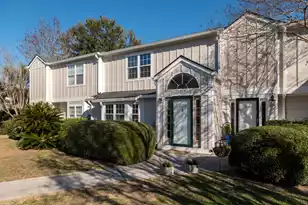 2079 Emerald Terrace, Mount Pleasant, SC 29464 - Photo 2