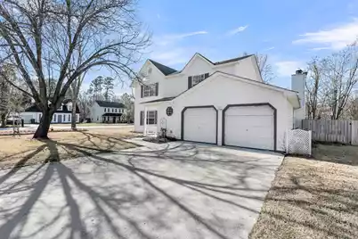 844 Aylesbury Road N, Goose Creek, SC 29445 - Photo 4