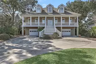 7 Seahorse Ct, Isle Of Palms, SC 29451 - Photo 2