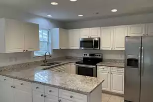 4865 Habersham Ln, Summerville, SC 29485 - Photo 4