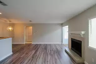 271 Alexandra Dr, Mount Pleasant, SC 29464 - Photo 2