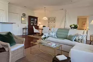 1585 Cambridge Lakes Dr, Mount Pleasant, SC 29464 - Photo 4