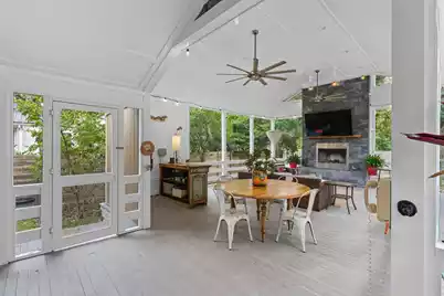 1031 Lakeview Drive, Mount Pleasant, SC 29464 - Photo 24