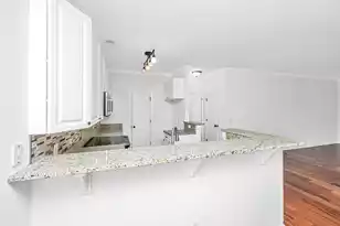 1476 Belcourt Ln, Mount Pleasant, SC 29466 - Photo 8