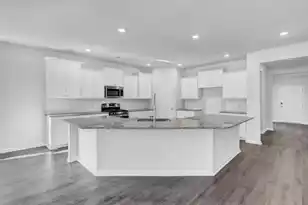 1016 Patagonia St, Summerville, SC 29485 - Photo 6