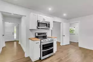 1025 Manigault Dr, Moncks Corner, SC 29461 - Photo 14