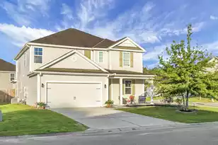 121 Triple Crown Rd, Moncks Corner, SC 29461 - Photo 2