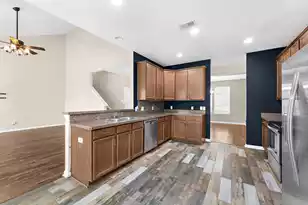 2206 Pimlico Dr, Ridgeville, SC 29472 - Photo 4