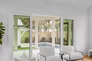 839 McCants Dr, Mount Pleasant, SC 29464 - Photo 32