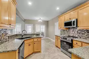 4403 Wild Thicket Ln, North Charleston, SC 29420 - Photo 12