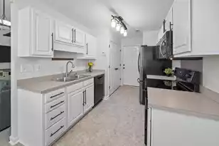 1204 Raptor Dr, Hanahan, SC 29410 - Photo 6