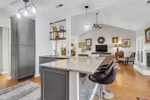 2044 Hallahan Ct, Mount Pleasant, SC 29464 - Photo 12