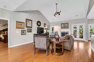 2044 Hallahan Ct, Mount Pleasant, SC 29464 - Photo 6