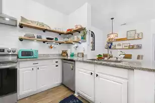 1600 Long Grove Dr, Mount Pleasant, SC 29464 - Photo 6