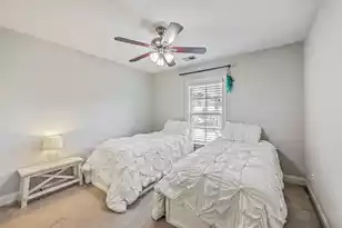 1031 Banker Ct, Mount Pleasant, SC 29429 - Photo 30