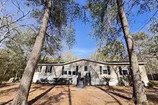 977 Macon Ln, Walterboro, SC 29488 - Photo 1