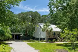 1515 Lakeshore Dr N, Mount Pleasant, SC 29466 - Photo 4