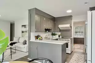 1020 Yeamans Hall Rd, Hanahan, SC 29410 - Photo 16