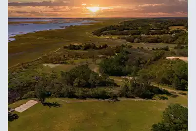 2739 Hamlin Beach Road, Mount Pleasant, SC 29466 - Photo 2