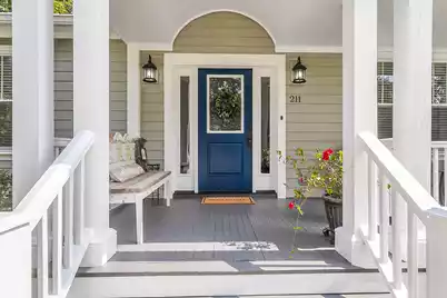 211 Richardson Avenue E, Summerville, SC 29483 - Photo 4