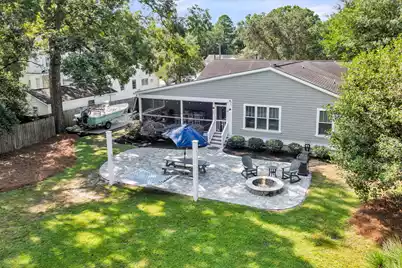 211 Richardson Avenue E, Summerville, SC 29483 - Photo 58