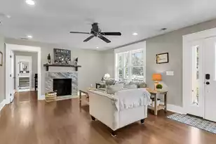 211 Richardson Ave E, Summerville, SC 29483 - Photo 10