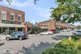 211 Richardson Ave E, Summerville, SC 29483 - Photo 68