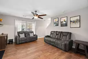 330 Aberdeen Cir, Summerville, SC 29483 - Photo 6