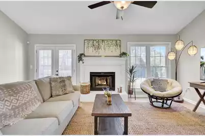 1470 Hidden Bridge Drive, Mount Pleasant, SC 29464 - Photo 8