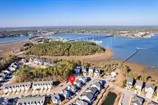 2923 Eddy Dr, Mount Pleasant, SC 29466 - Photo 2