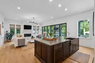 208 McCormick St, Mount Pleasant, SC 29464 - Photo 14