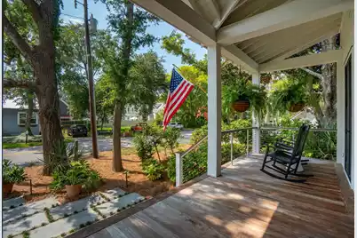 208 McCormick Street, Mount Pleasant, SC 29464 - Photo 4