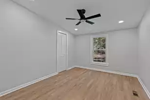 334 Glen St, Summerville, SC 29483 - Photo 22