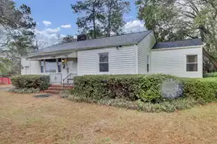 640 Bennett St, Orangeburg, SC 29115 - Photo 2