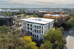 211 Seven Farms Drive, Charleston, SC 29492 - Photo 4