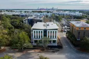 211 Seven Farms Drive, Charleston, SC 29492 - Photo 2