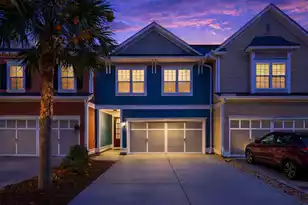 2061 Kings Gate Ln, Mount Pleasant, SC 29466 - Photo 2