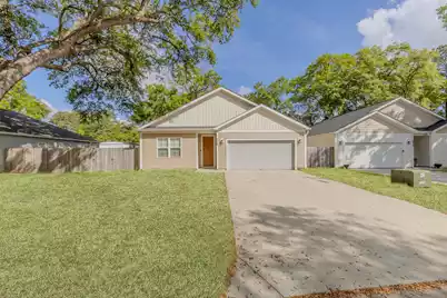 2420 Raymond Avenue, North Charleston, SC 29406 - Photo 1