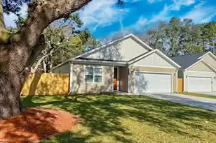 2420 Raymond Ave, North Charleston, SC 29406 - Photo 1