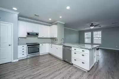 218 Comiskey Park Circle, Summerville, SC 29485 - Photo 8